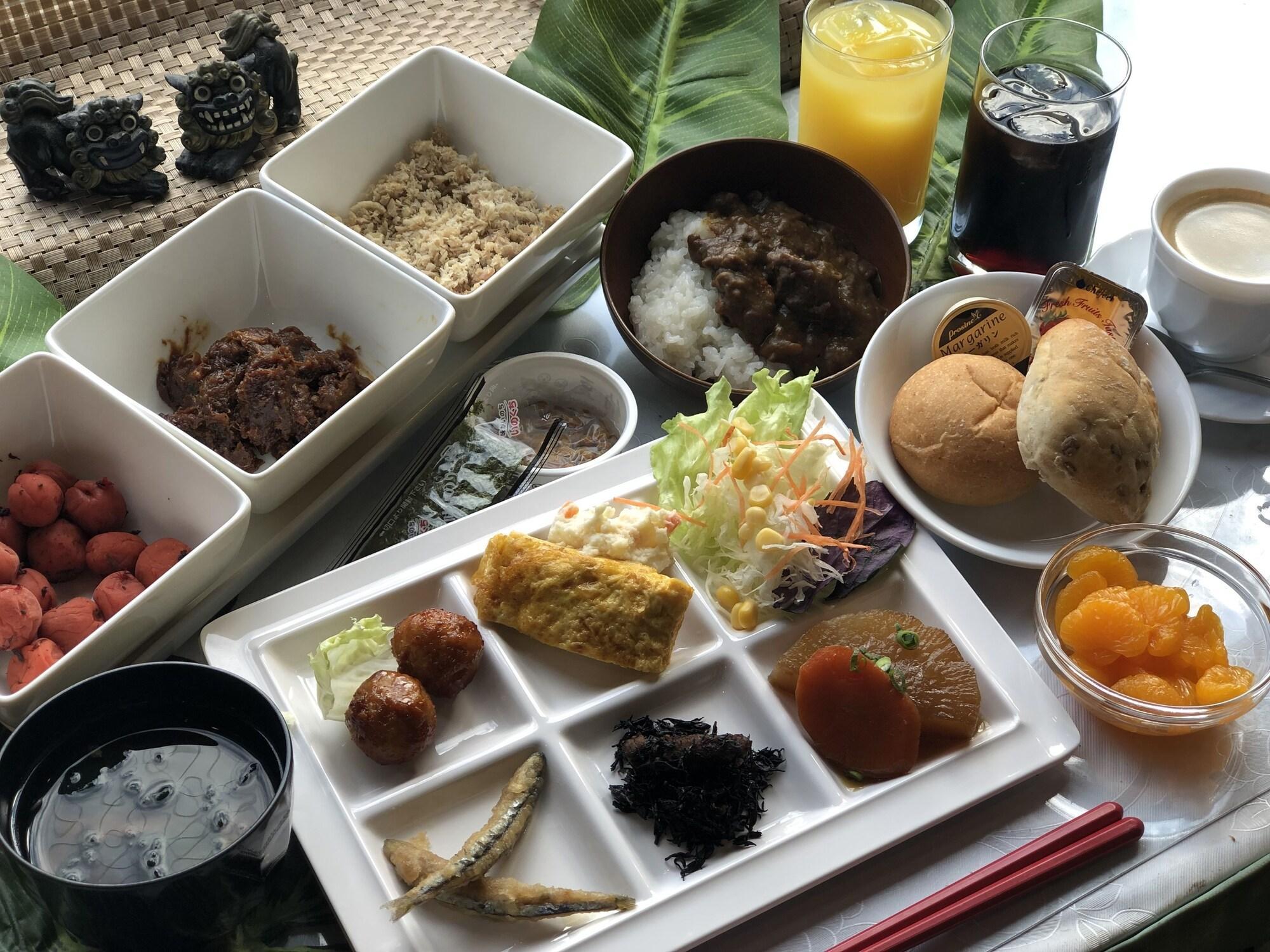 Hotel Yamanouchi Naha Exteriör bild