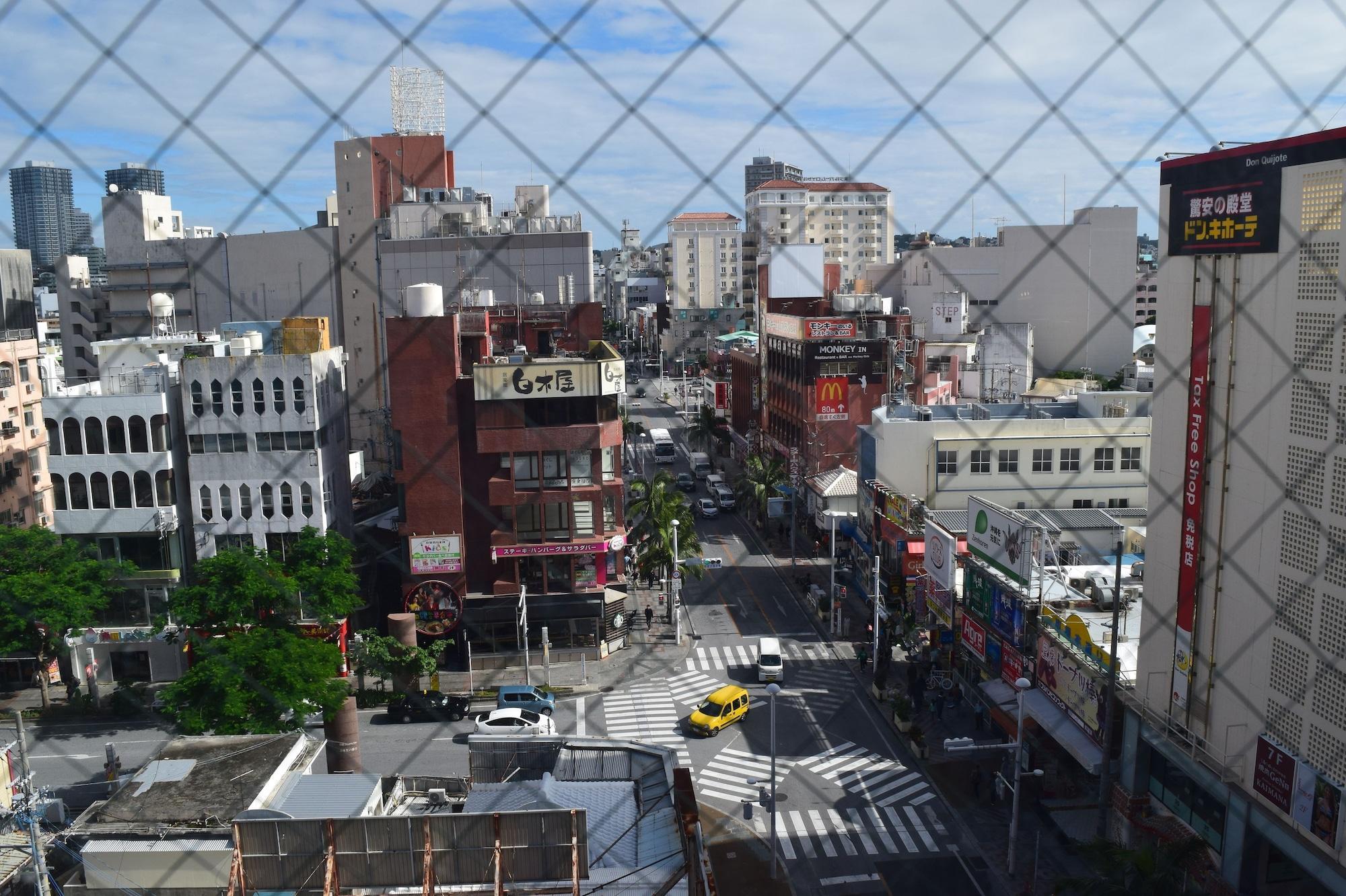Hotel Yamanouchi Naha Exteriör bild